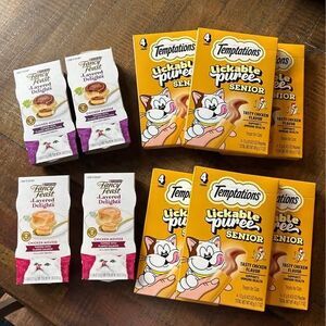 Cat fancy feast layered delights (4) & temptations lickable purée (6) bundle NEW